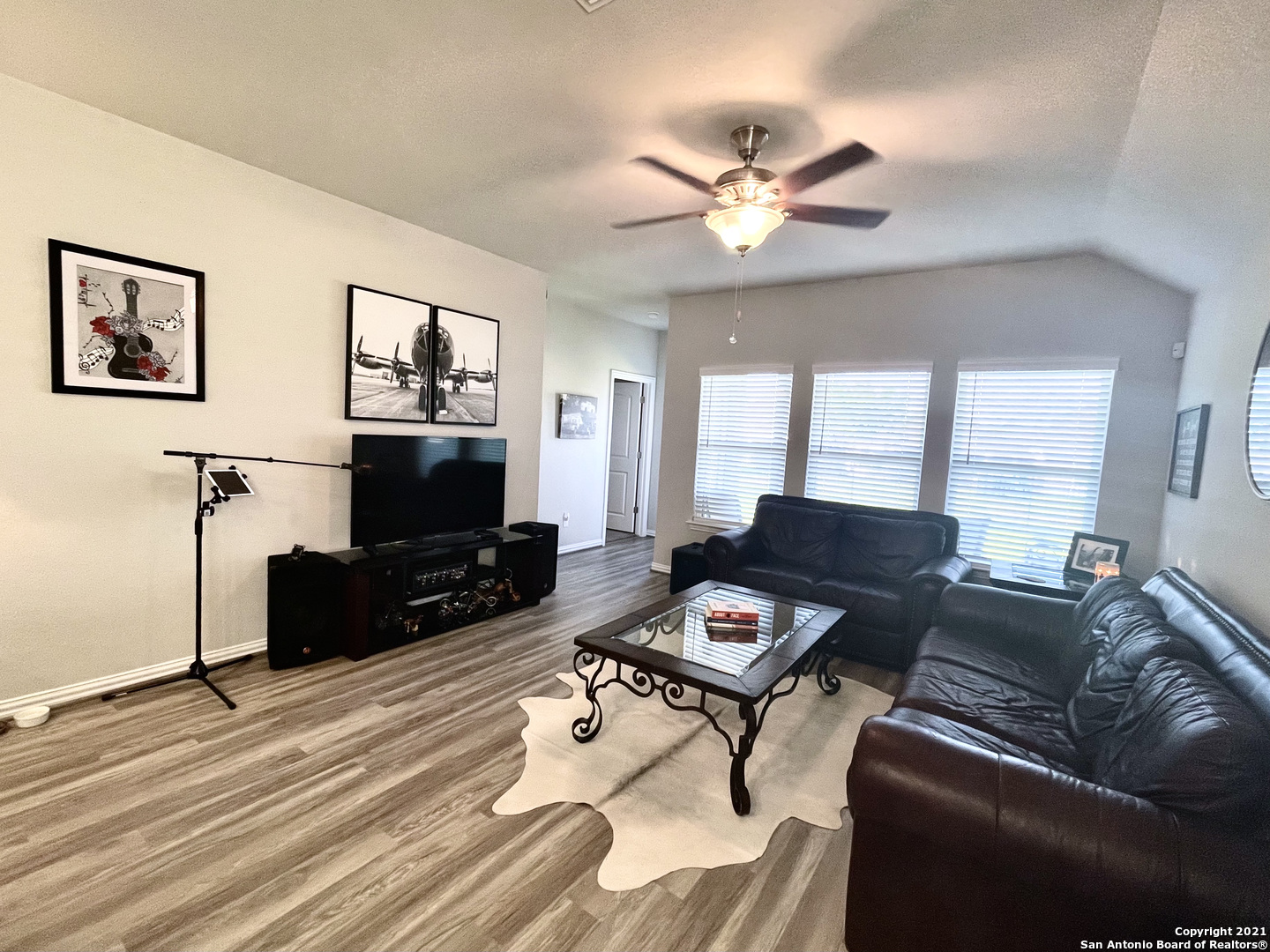 1212 Loma Ranch New Braunfels, TX 78132 - Photo 14 of 24