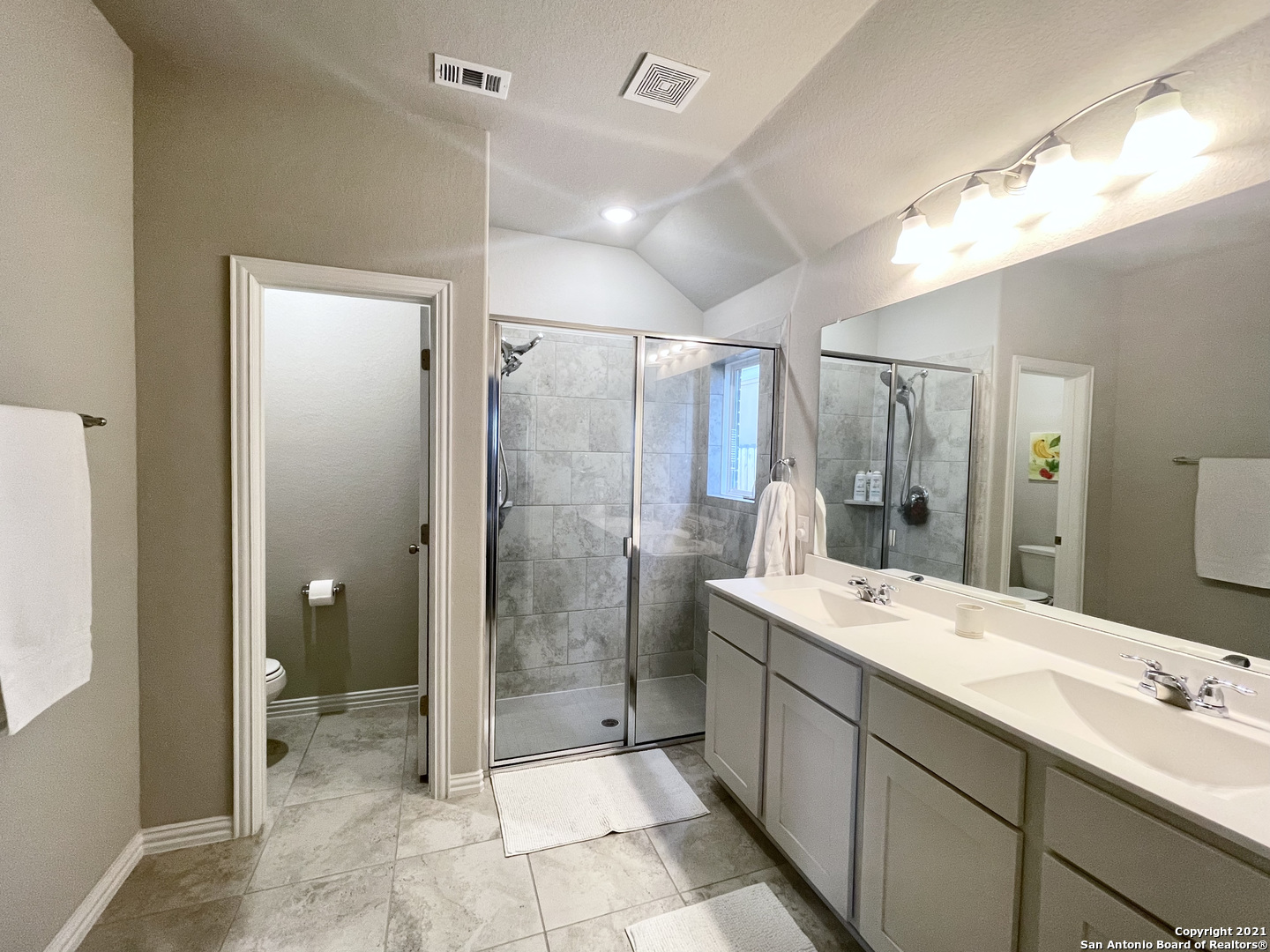 1212 Loma Ranch New Braunfels, TX 78132 - Photo 17 of 24