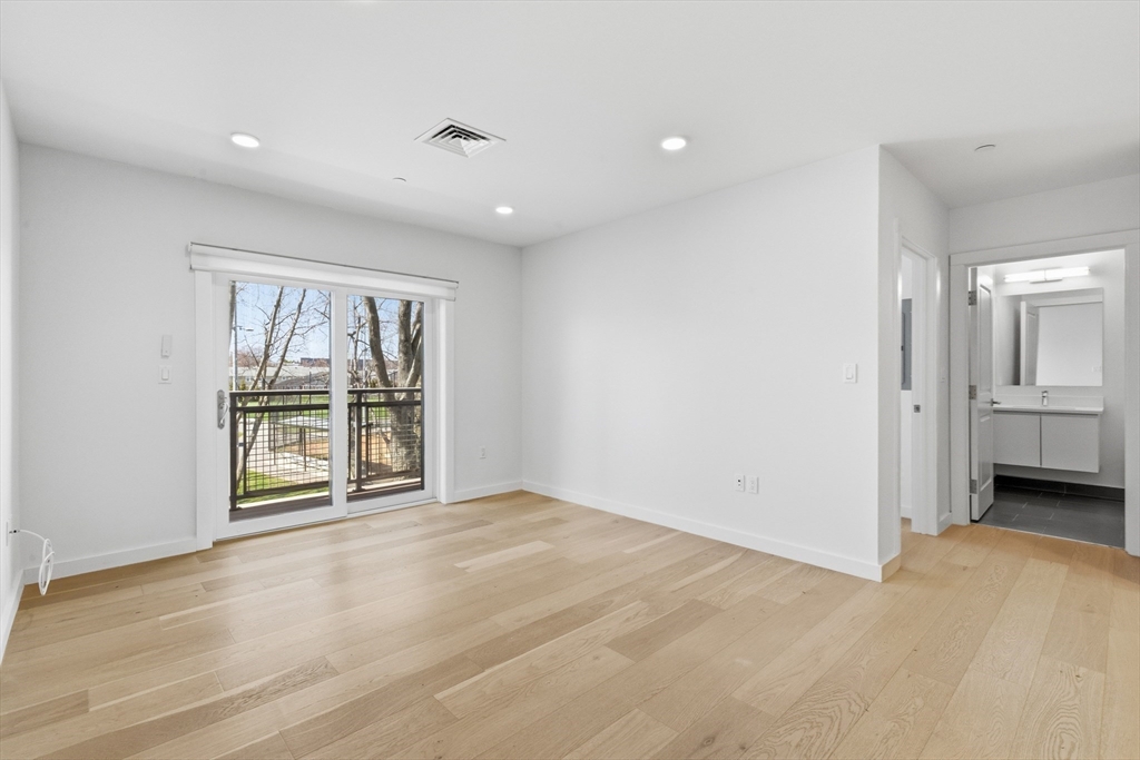 16 Boardman Street, Unit 202 Boston, MA 02128 - Photo 9 of 23