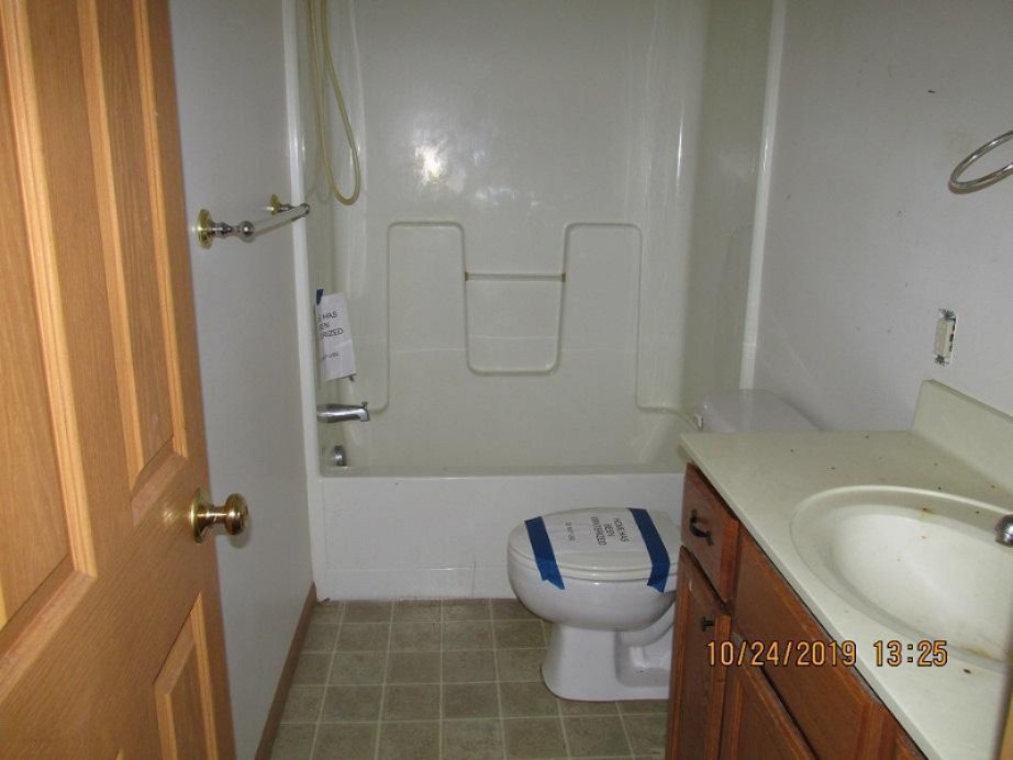 462 West River Road Mount Pleasant, MI 48858 - Photo 10 of 13 IMG_1239