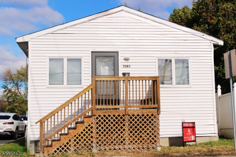 2282 Springfield Avenue Union, NJ 07088 - Photo 1 of 4 a view of a white house