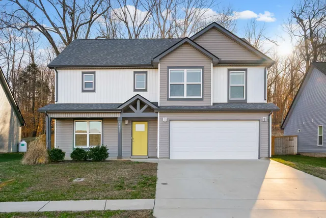 $1,900 | 2897 Teakwood Drive, Clarksville, TN 37040