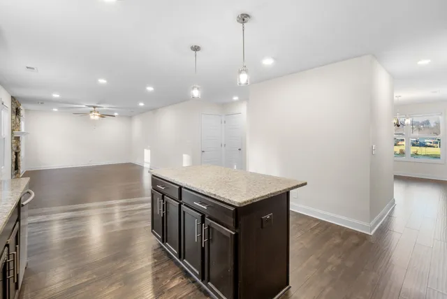 $1,900 | 2897 Teakwood Drive, Clarksville, TN 37040