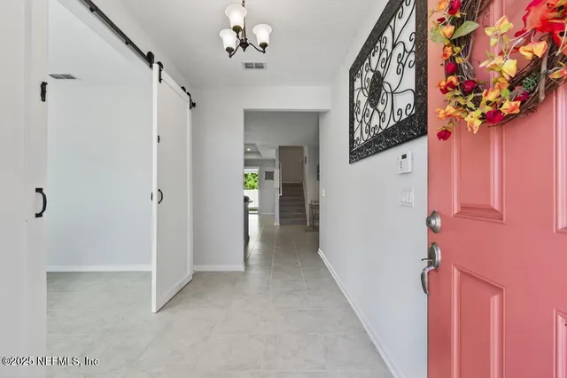 a view of entryway with interior