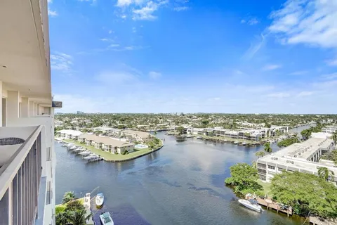 $350,000 | 801 South Federal Highway, Unit PH14, Pompano Beach, FL 33062