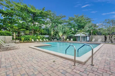 $350,000 | 801 South Federal Highway, Unit PH14, Pompano Beach, FL 33062