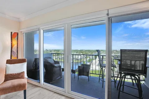 $350,000 | 801 South Federal Highway, Unit PH14, Pompano Beach, FL 33062