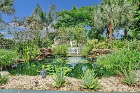 $350,000 | 801 South Federal Highway, Unit PH14, Pompano Beach, FL 33062