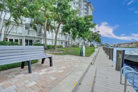 $350,000 | 801 South Federal Highway, Unit PH14, Pompano Beach, FL 33062