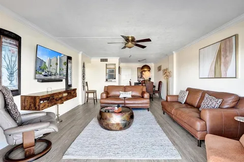 $350,000 | 801 South Federal Highway, Unit PH14, Pompano Beach, FL 33062