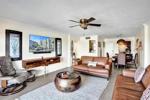 $350,000 | 801 South Federal Highway, Unit PH14, Pompano Beach, FL 33062