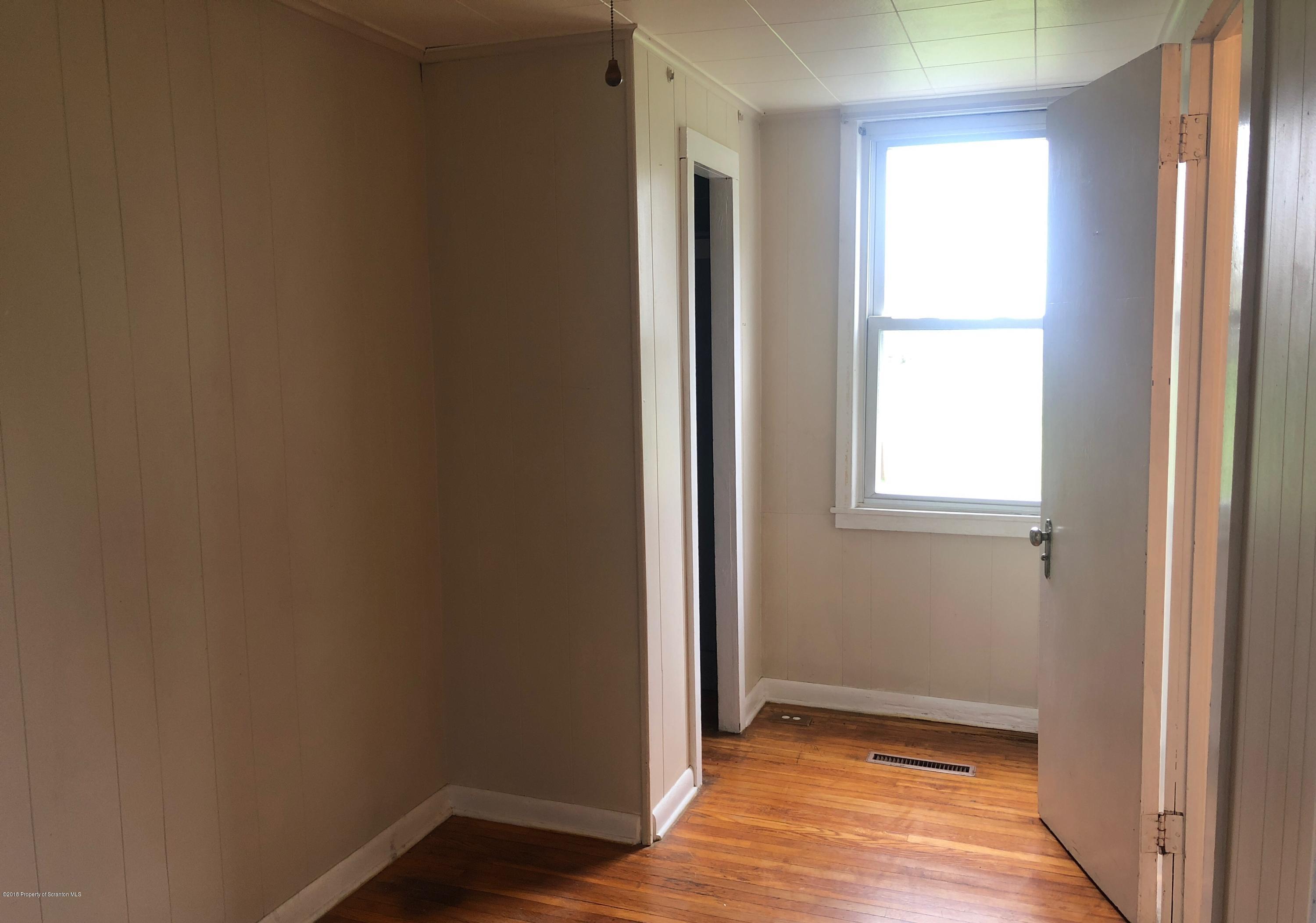 1529 Layton Road Clarks Summit, PA 18411 - Photo 16 of 17 Gallery Image 16