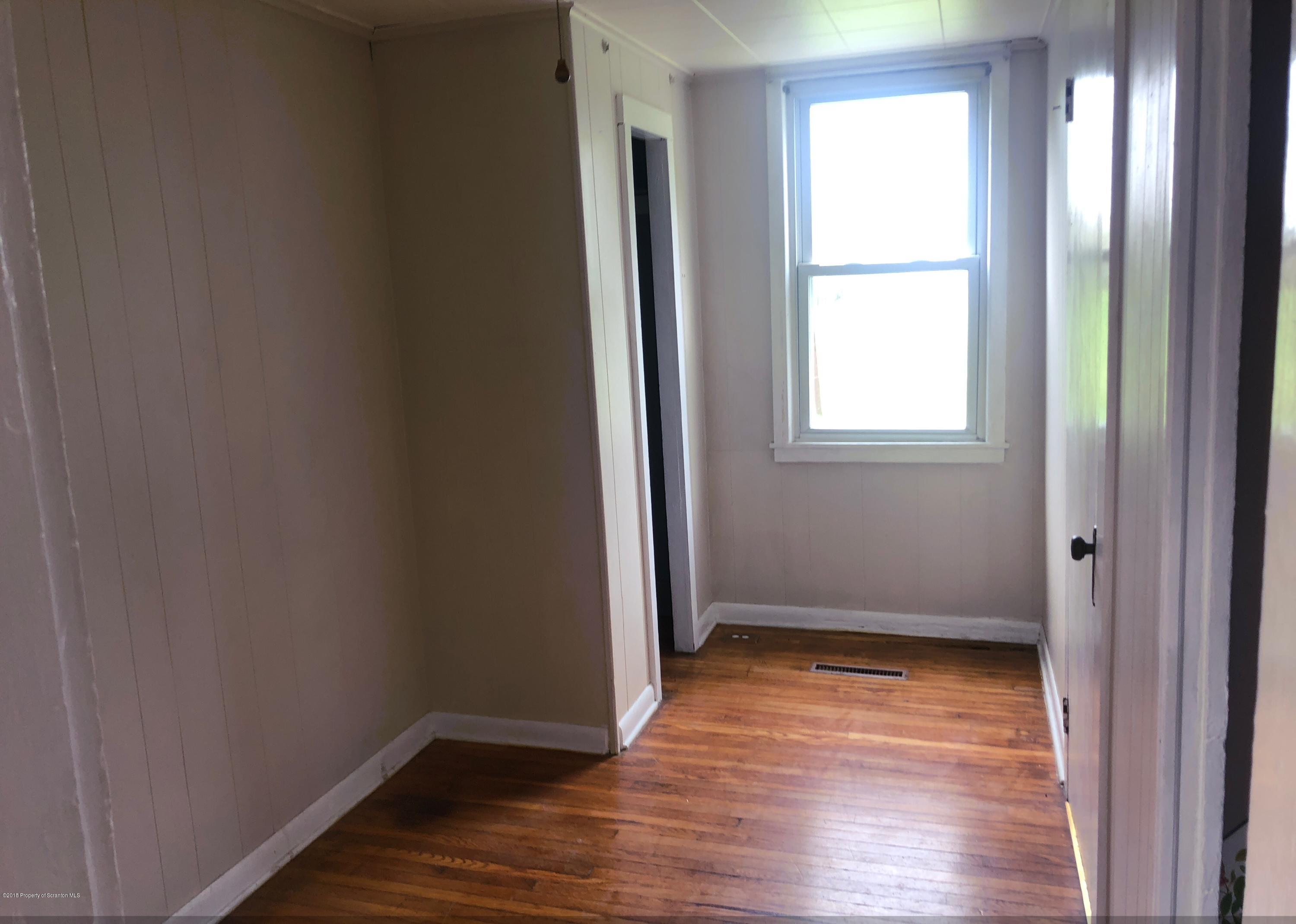 1529 Layton Road Clarks Summit, PA 18411 - Photo 6 of 17 Gallery Image 6