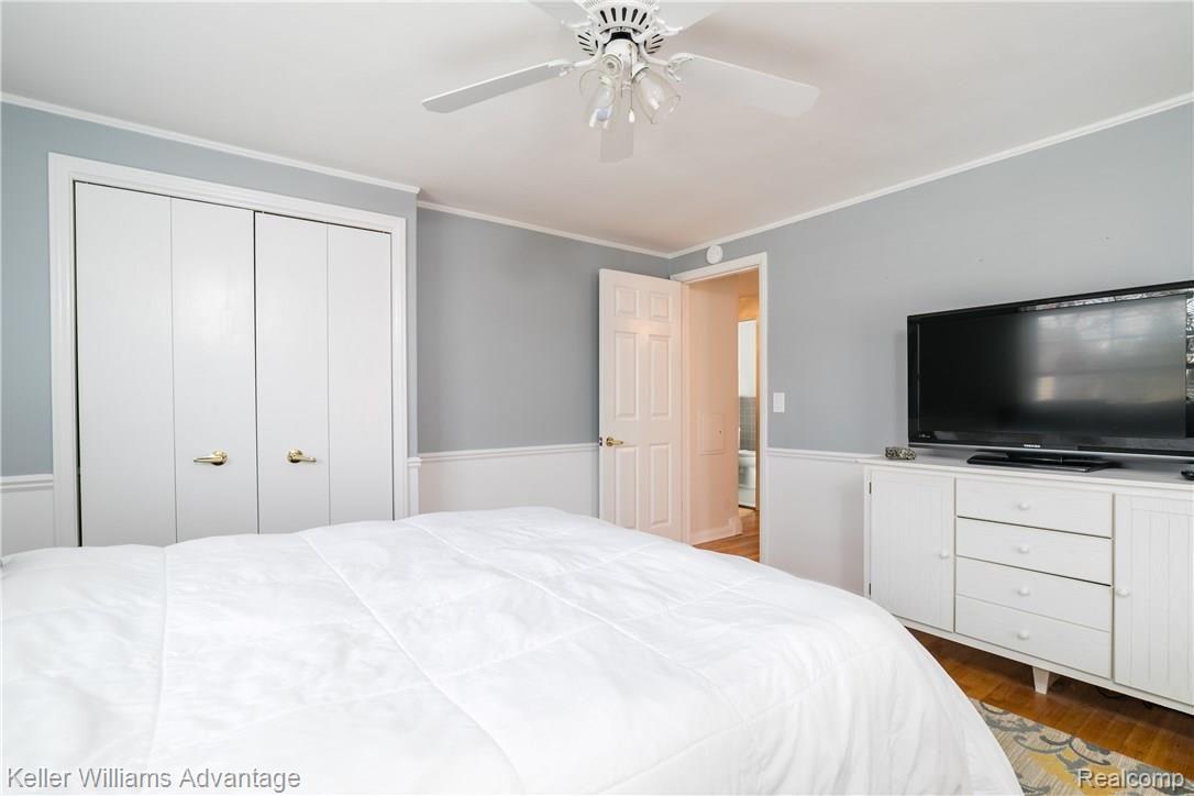 1911 Littlestone Road Grosse Pointe, MI 48236 - Photo 24 of 33 1911 Littlestone Rd-27.jpg