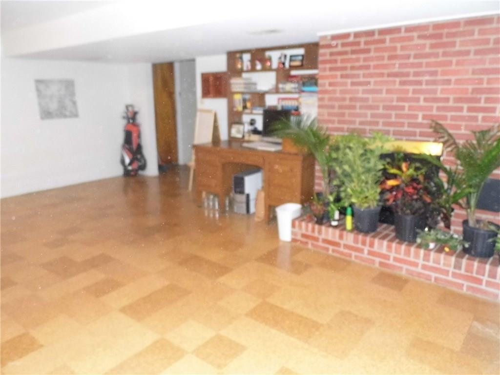 111 South Jamestown Road Coraopolis, PA 15108 - Photo 12 of 12 Gallery Image 12