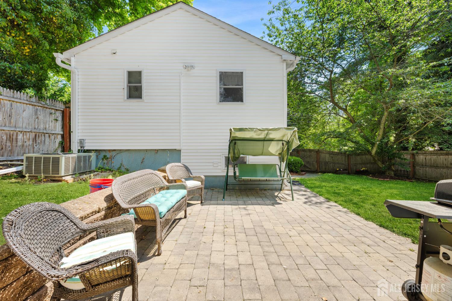 68 Waterworks Road Freehold, NJ 07728 - Photo 5 of 37