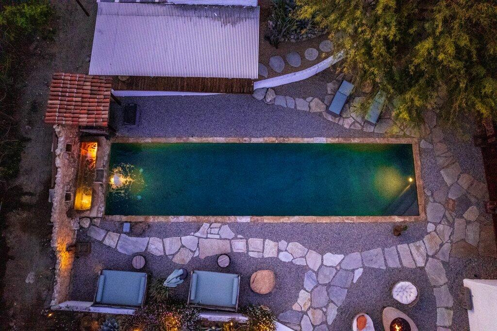 71607 Sahara Road Rancho Mirage, CA 92270 - Photo 116 of 118 SA - 71.jpg-pool-walkway-lounge-firepit-