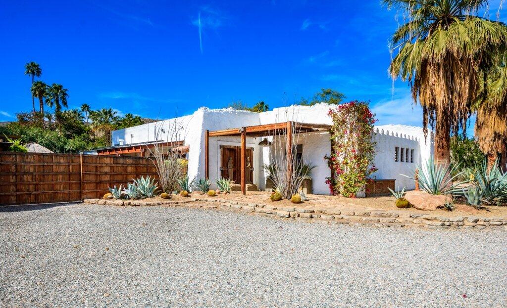 71607 Sahara Road Rancho Mirage, CA 92270 - Photo 4 of 118 SA - 4.jpg-home entry & gate
