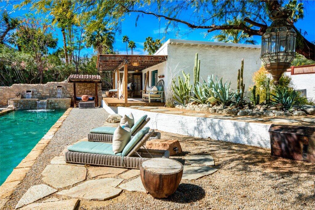 71607 Sahara Road Rancho Mirage, CA 92270 - Photo 71 of 118 SA - 15.jpg-pool -lounge chairs & guest