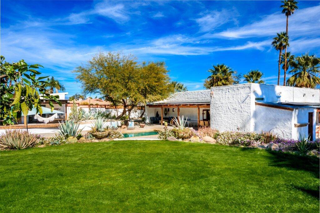 71607 Sahara Road Rancho Mirage, CA 92270 - Photo 78 of 118 a front view of a house with garden