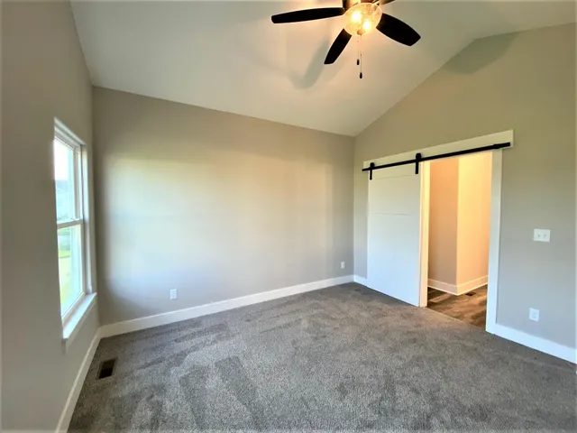 $260,000 | 711 North Wakefield Avenue, Valley Center, KS 67147