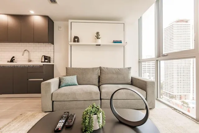 $408,800 | 227 Northeast 2nd Street, Unit 3001, Miami, FL 33132