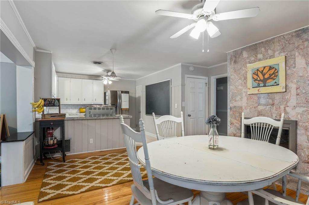 1521 Berwick Road Southwest Winston-Salem, NC 27103 - Photo 9 of 30 Gallery Image 9