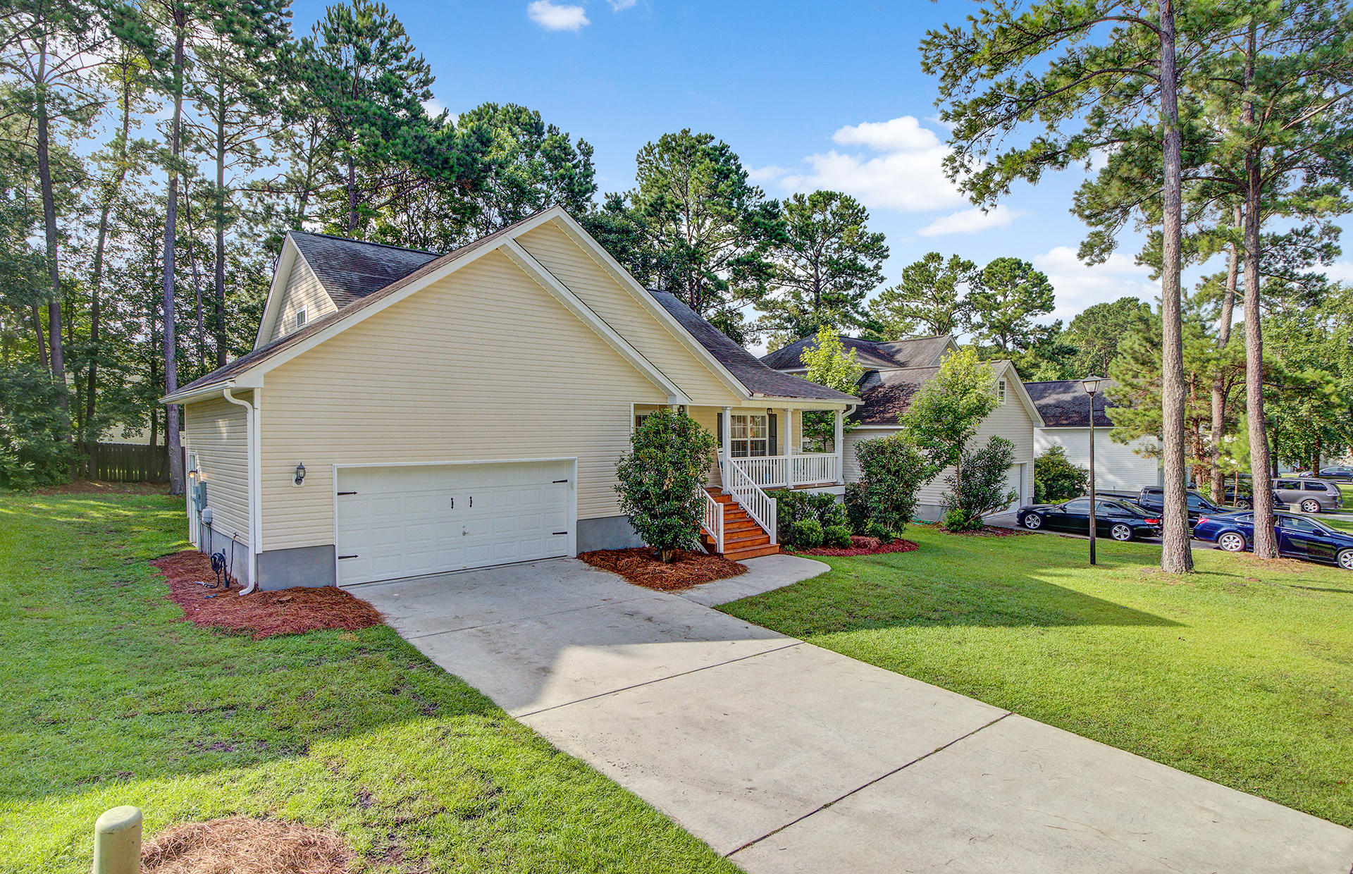 108 Heatherlock Street Hanahan, SC 29410 - Photo 3 of 34 3