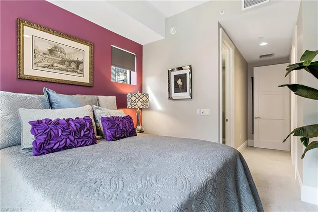 $15,000 | 1030 3rd Avenue South, Unit 302, Naples, FL 34102