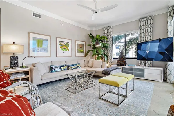 $15,000 | 1030 3rd Avenue South, Unit 302, Naples, FL 34102