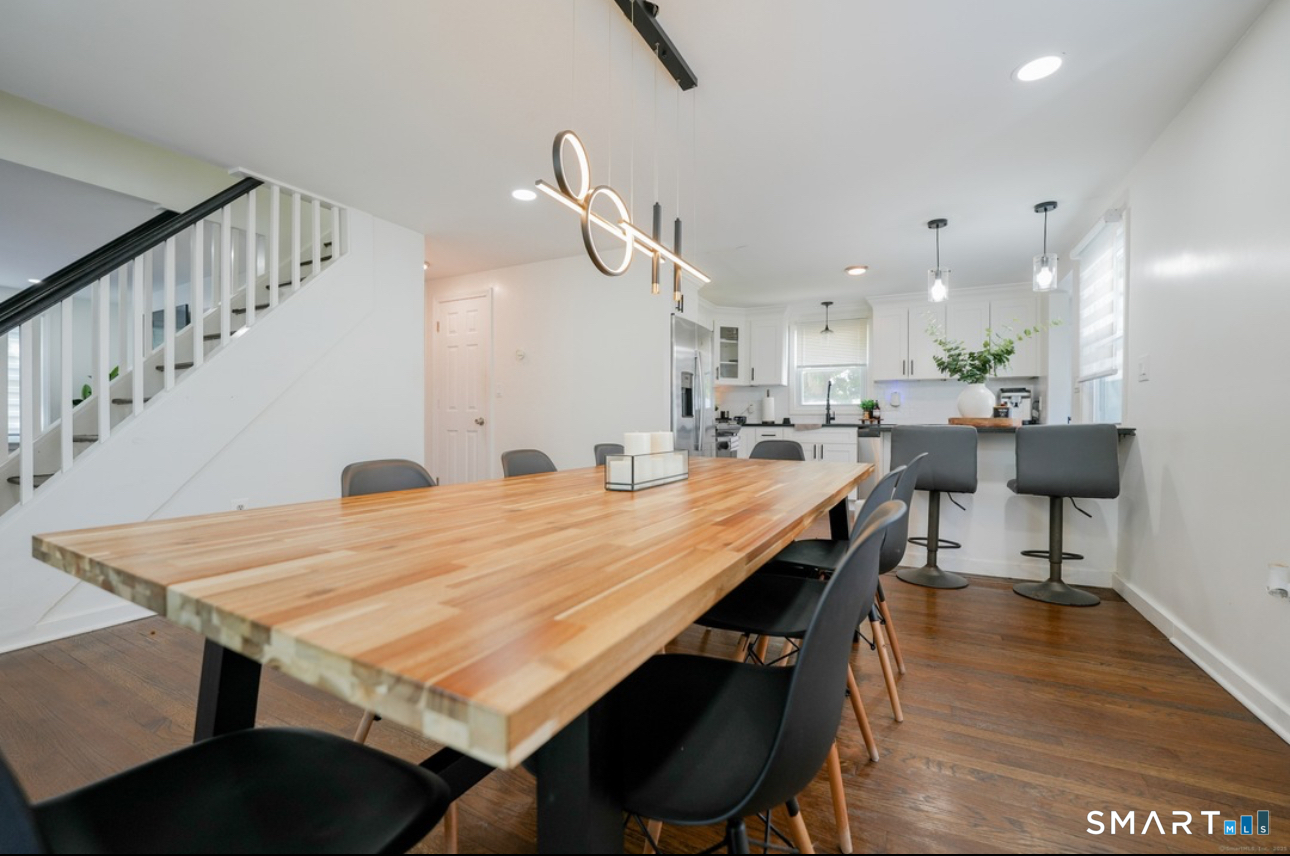 37 Quaker Road Hamden, CT 06517 - Photo 6 of 19