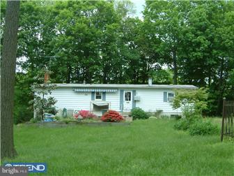 913 Spring City Road Phoenixville, PA 19460 - Photo 2 of 8