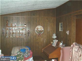 913 Spring City Road Phoenixville, PA 19460 - Photo 6 of 8