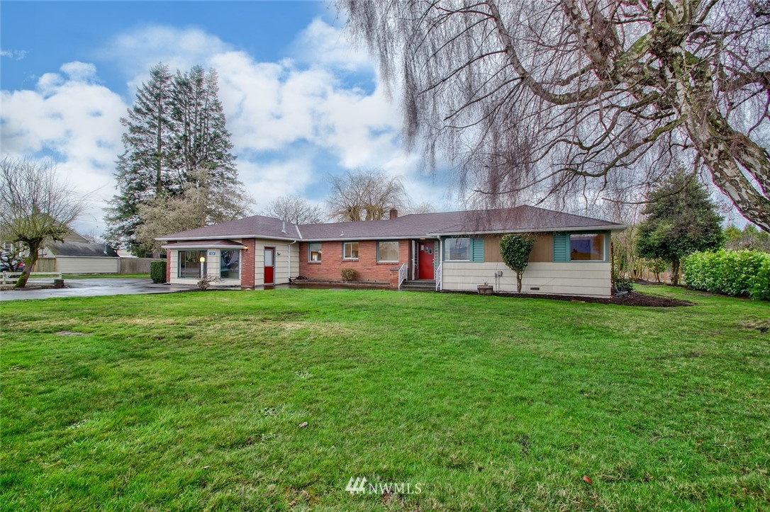 14264 Avon Allen Road Mount Vernon, WA 98273 - Photo 1 of 25 Gallery Image 1