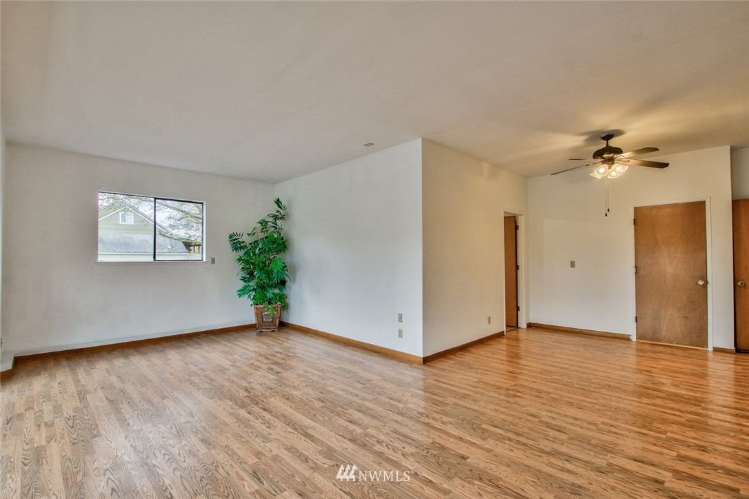14264 Avon Allen Road Mount Vernon, WA 98273 - Photo 13 of 25 Gallery Image 13