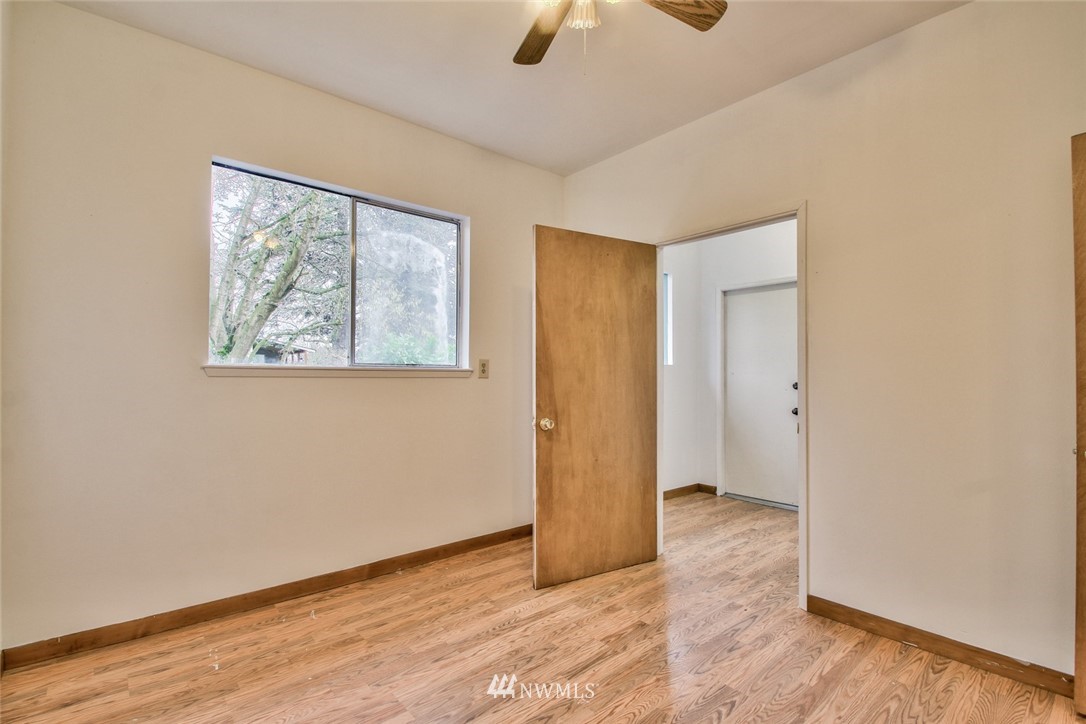 14264 Avon Allen Road Mount Vernon, WA 98273 - Photo 10 of 25 Gallery Image 10