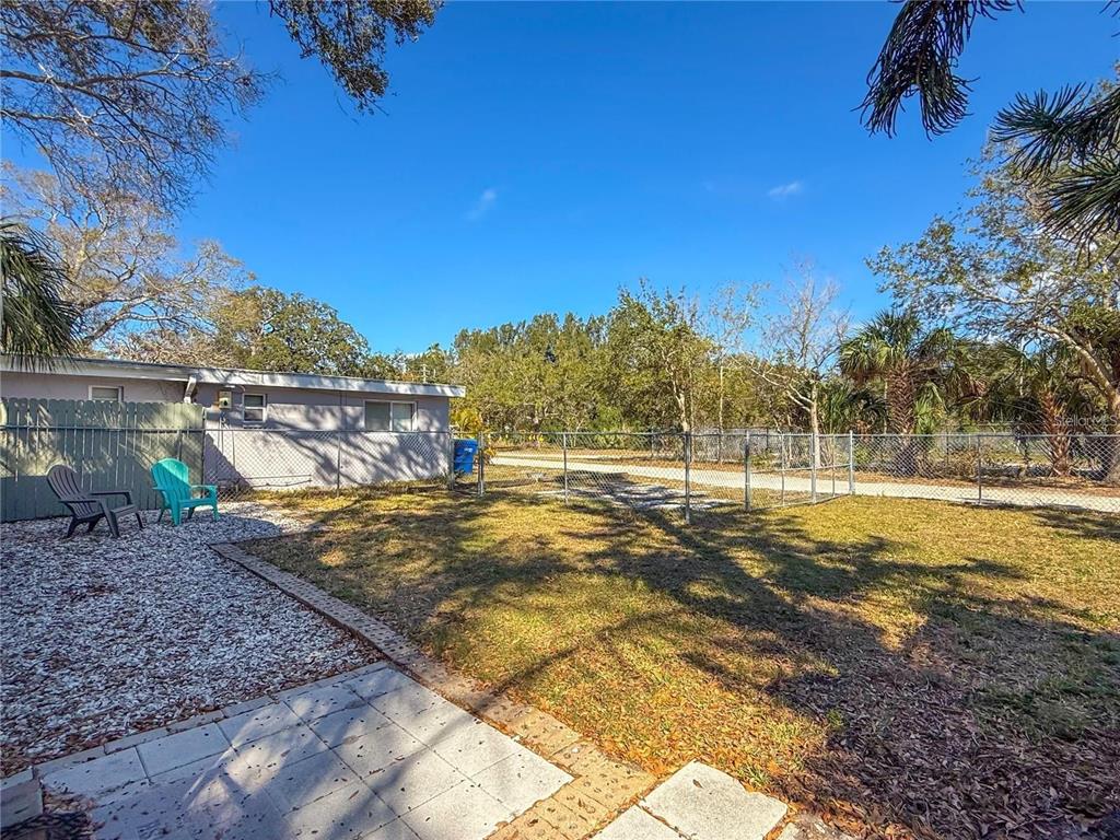 364 3rd Street Northwest Largo, FL 33770 - Photo 6 of 22
