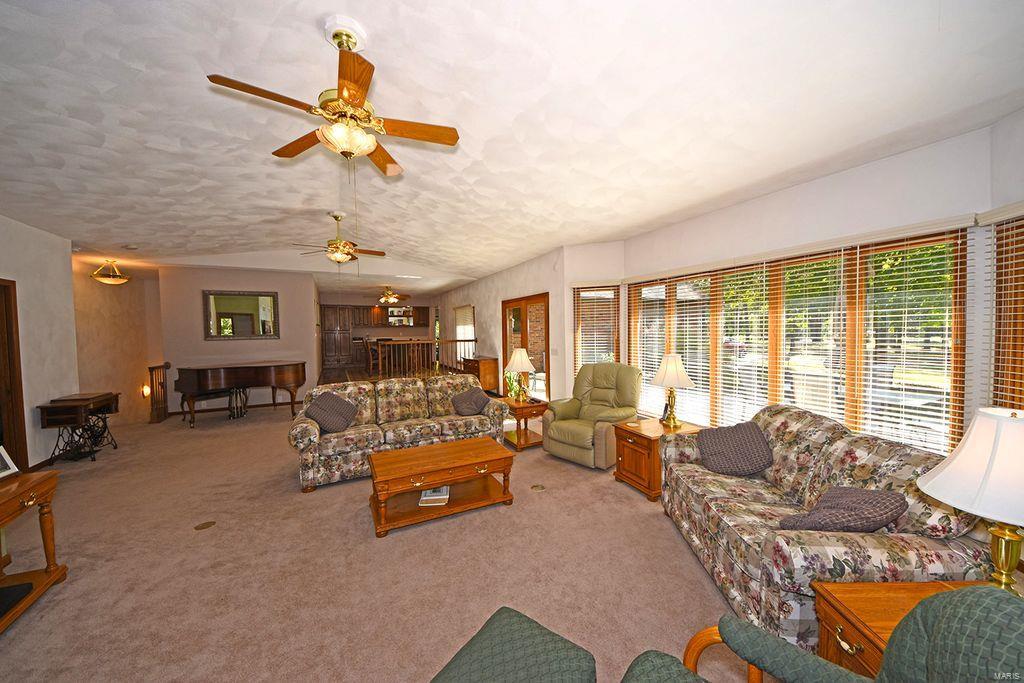 11043 Riechmann Lane Alhambra, IL 62001 - Photo 13 of 29