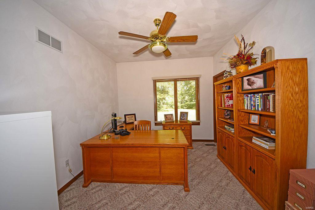 11043 Riechmann Lane Alhambra, IL 62001 - Photo 16 of 29