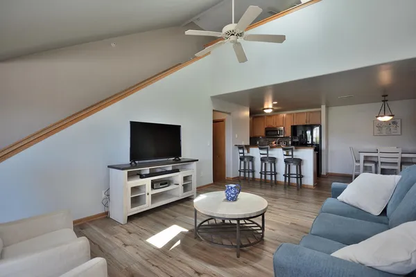 $330,000 | 2955 West Drexel Avenue, Unit 414, Franklin, WI 53132