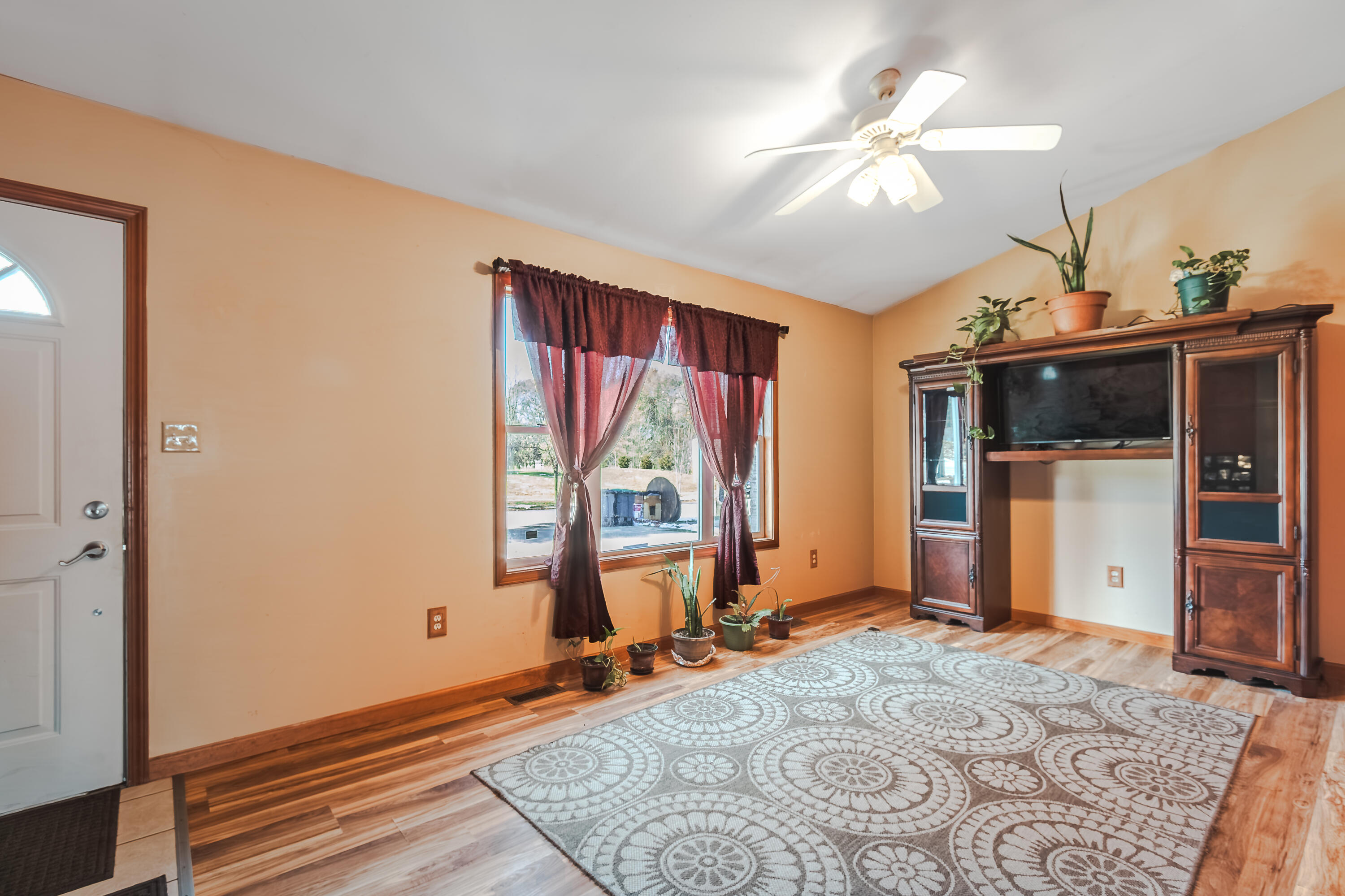 2239 Hamstrom Road Portage, IN 46368 - Photo 6 of 25 3000x1999