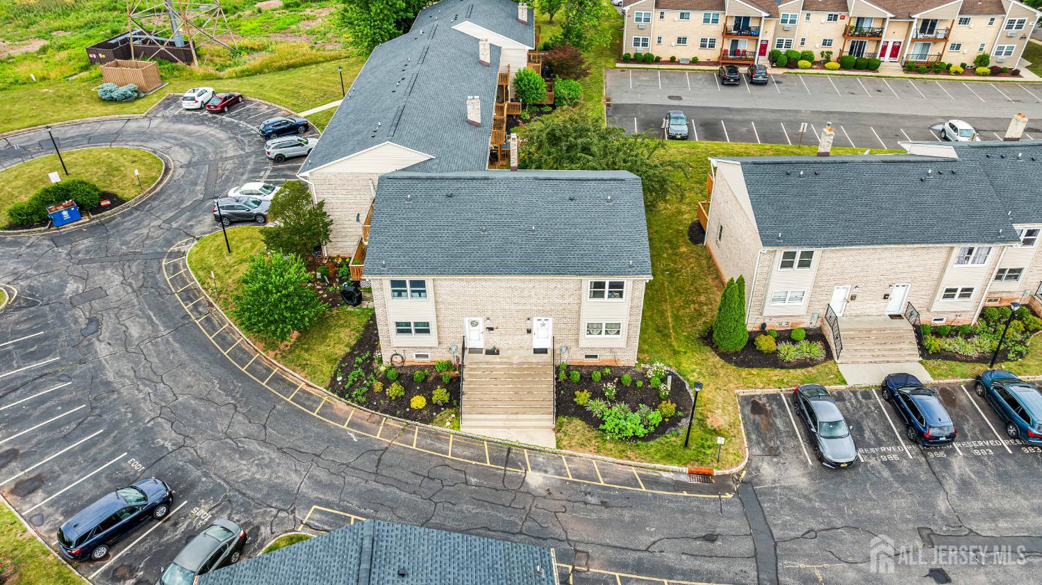 1005 Robin Road Hillsborough, NJ 08844 - Photo 34 of 46