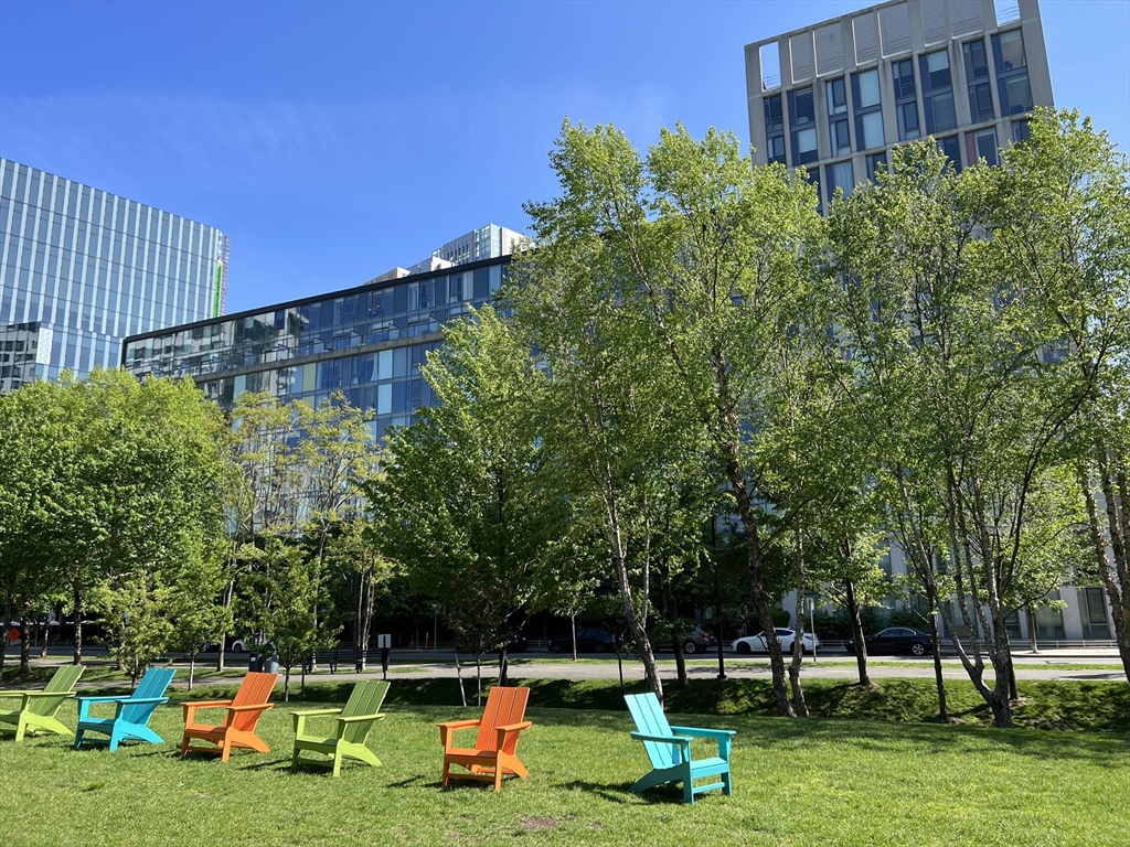 1 Earhart Street, Unit 702 Cambridge, MA 02141 - Photo 12 of 19 a view of a park with large trees