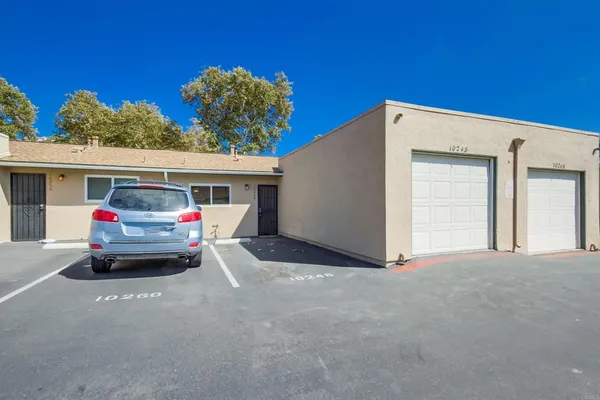 $2,495 | 10248 Princess Sarit Way, Santee, CA 92071