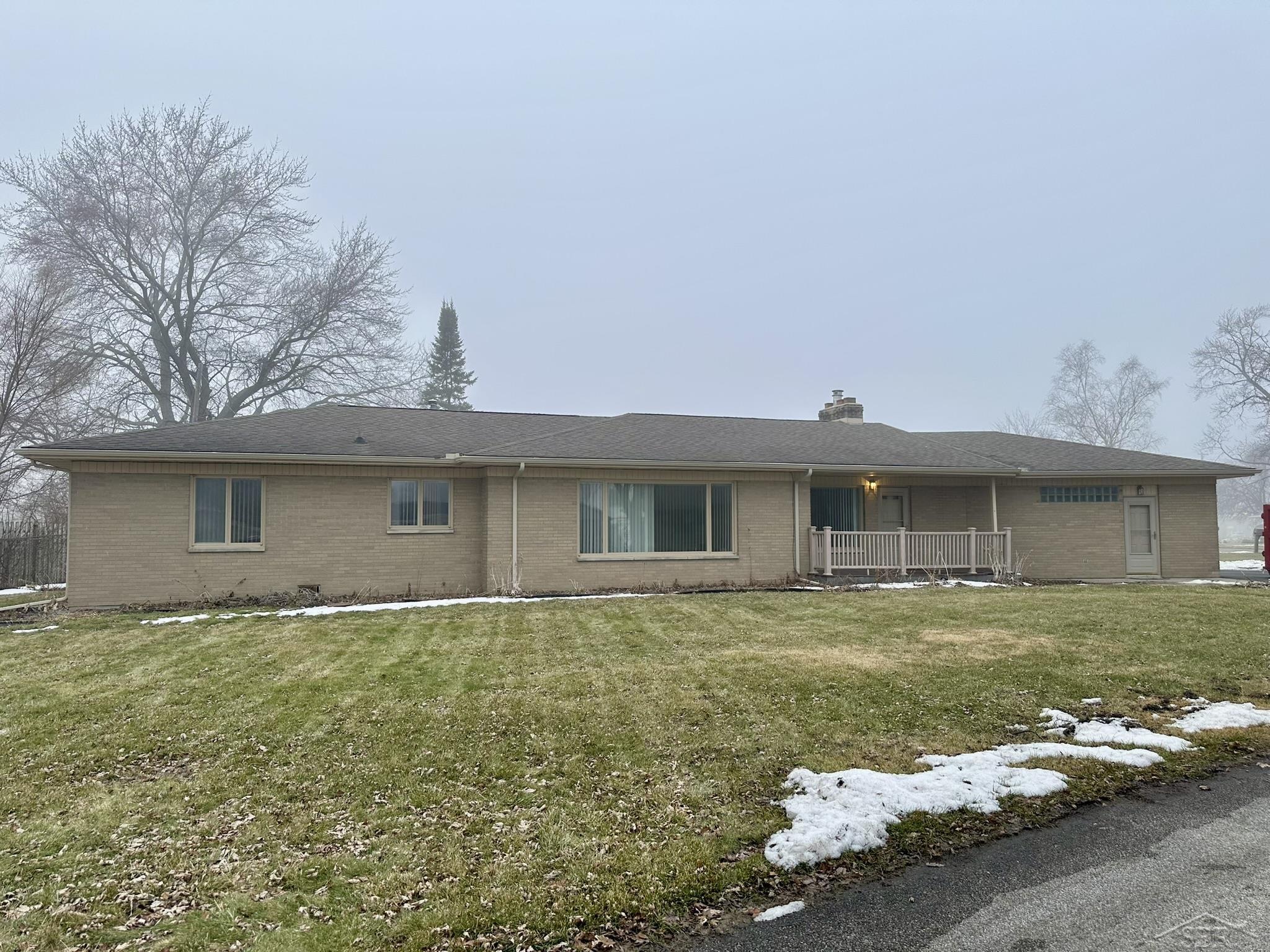 76 Cedar Drive Bay City, MI 48708 - Photo 1 of 19