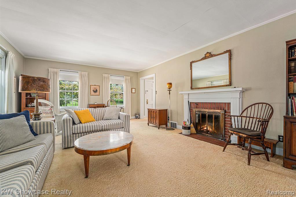 3125 North Adams Road Bloomfield Hills, MI 48304 - Photo 6 of 35 Gallery Image 6