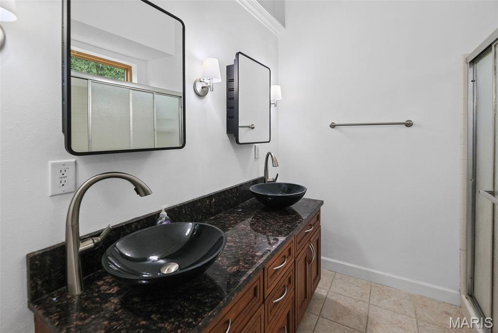 2409 Winter Lane Godfrey, IL 62035 - Photo 50 of 59 Gallery Image 50