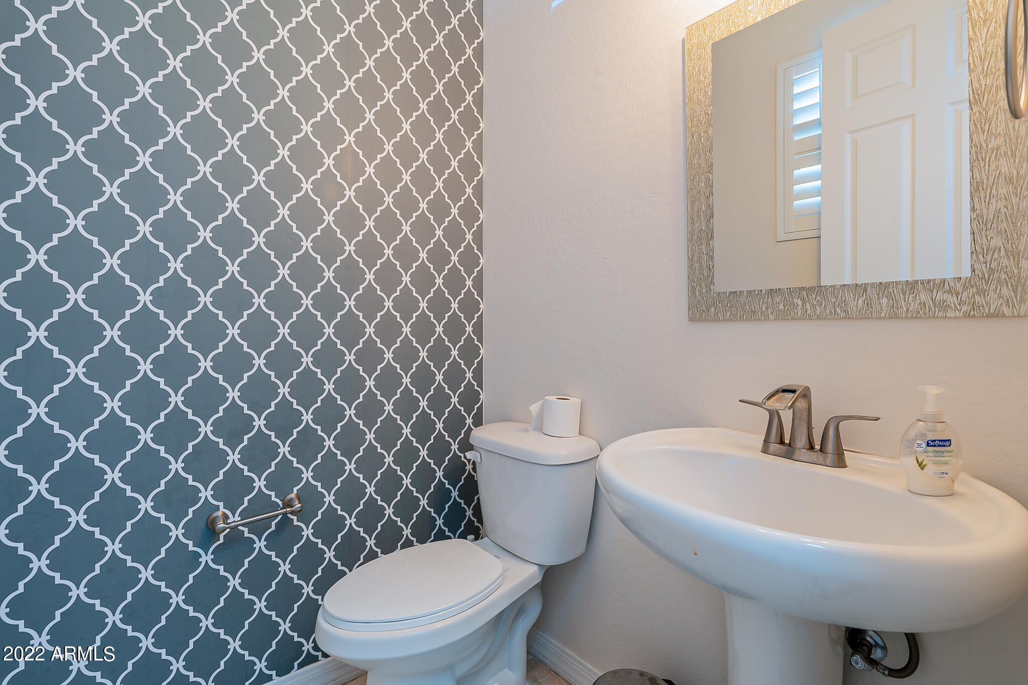 3308 West Florimond Road Phoenix, AZ 85086 - Photo 16 of 39 Florimond-15