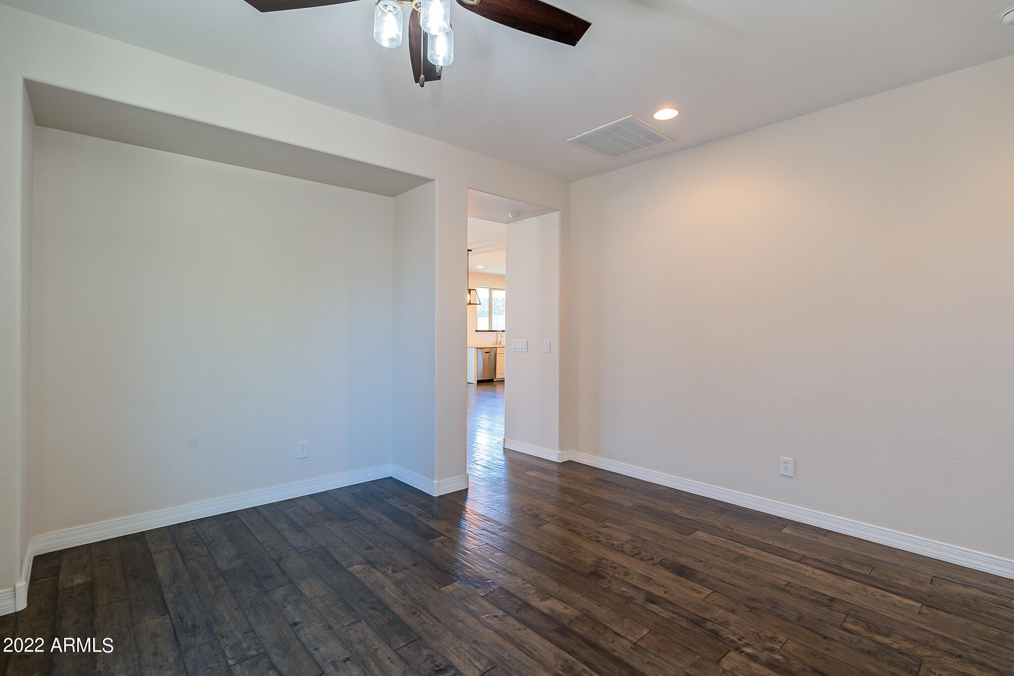 3308 West Florimond Road Phoenix, AZ 85086 - Photo 19 of 39 Florimond-19