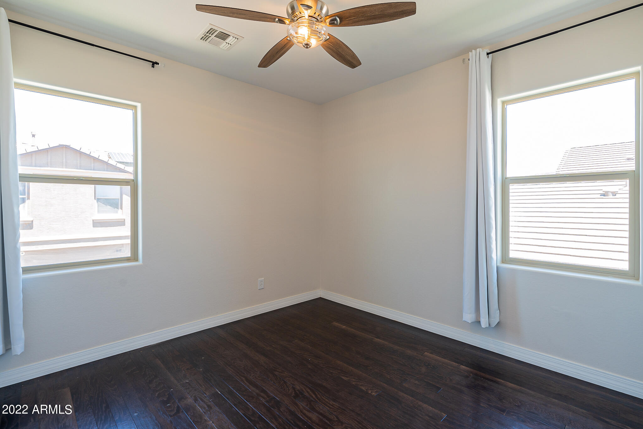 3308 West Florimond Road Phoenix, AZ 85086 - Photo 25 of 39 Florimond-25